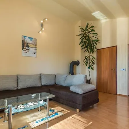 Stela Apartment *
